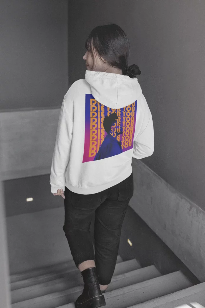 How to Accessorize a Vintage Graphics Hoodie
